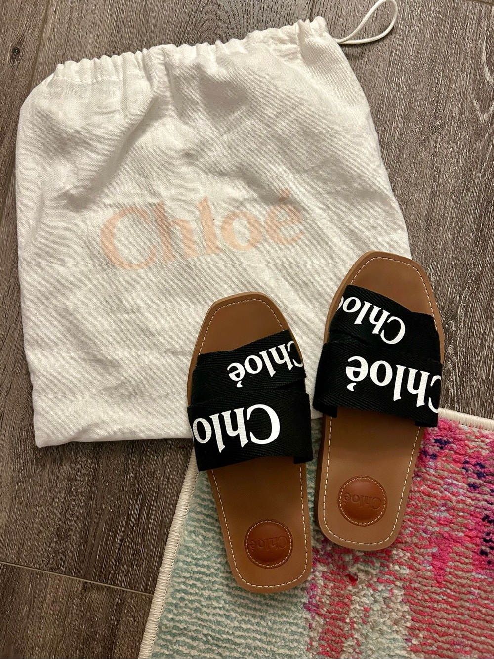 Chloé Woody Black & Tan Slide Sandals